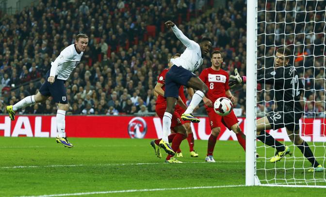 Inghilterra-Polonia: Wayne Rooney segna il gol dell'1-0. Reuters